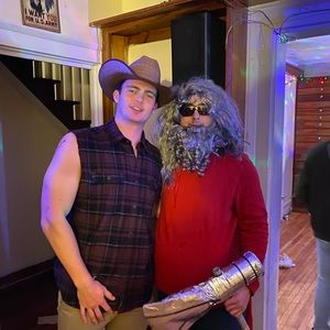 Meet your Posher, Kj